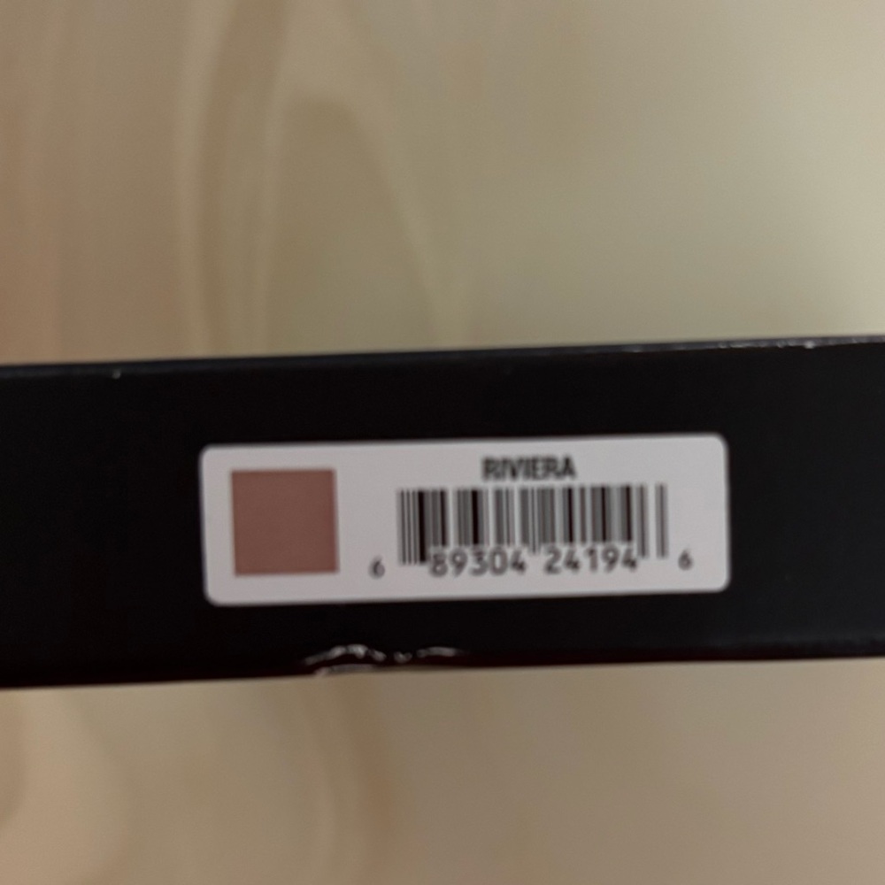 Radiant Glow Highlighter - Picture 3 of 5